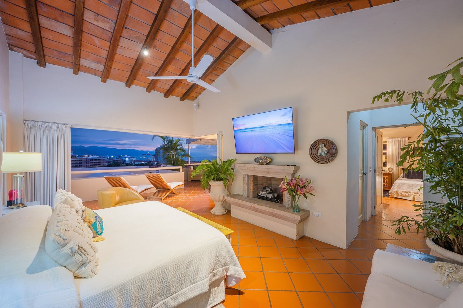 Master Suite — 2