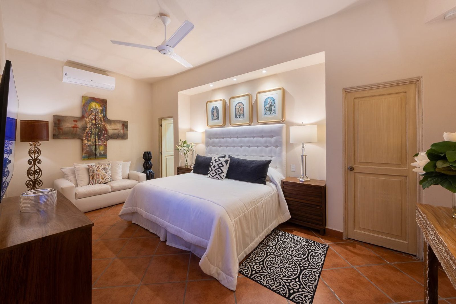 Casablanca Suite