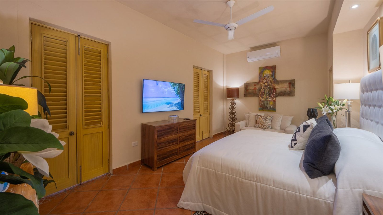 Casablanca Suite — 2